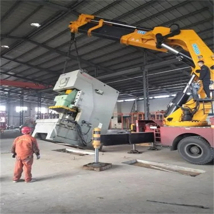 蓬莱镇80吨折臂吊车出租附近电话