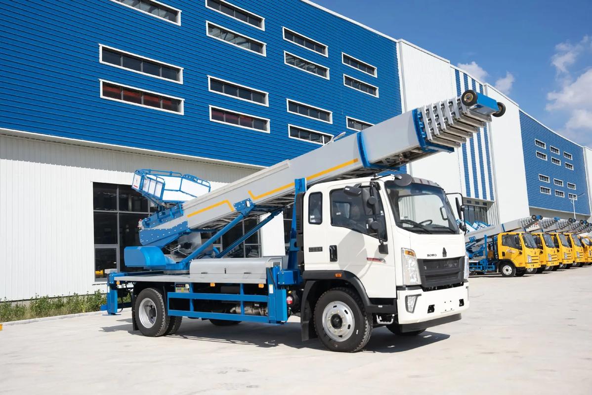 蓬莱镇出租云梯车高空作业车 建筑垃圾搬运