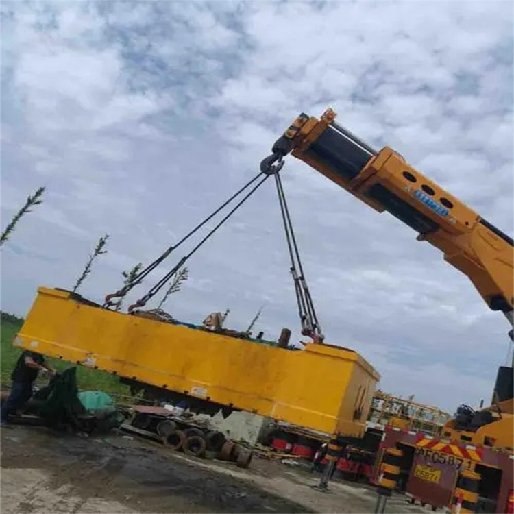 蓬莱镇随车吊吊集装箱怎么吊